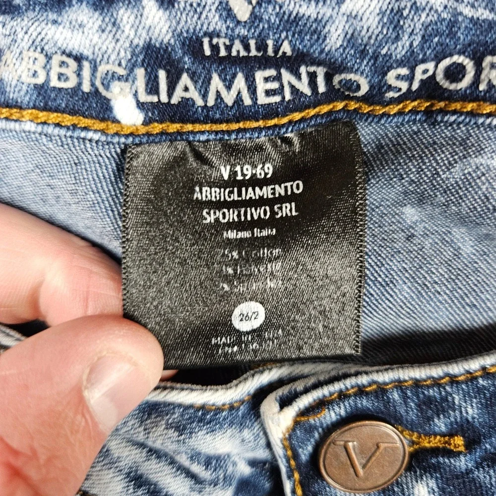 Versace V19-69 Abbigliamento Sportivo SRL Milano Italia 26/2 Acid Wash‎
